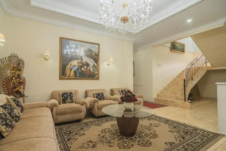 Чипанас: Urbanview Hotel Mon Bel Cibodas