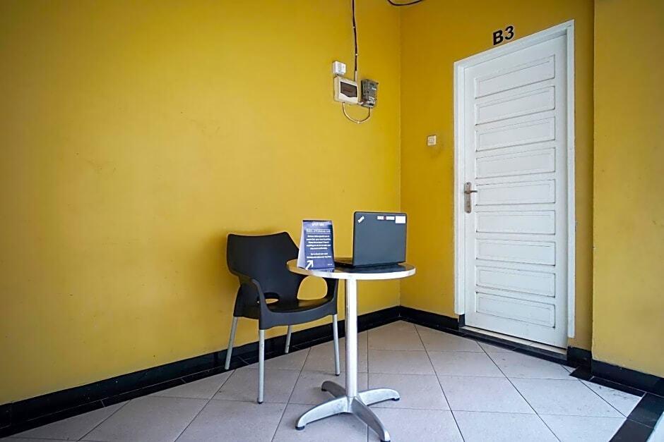 Баликпапан: Spot On 2729 Marzan Syariah Guest House