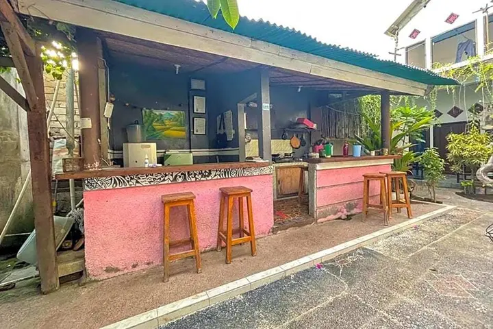 Гили-Мено: 711 Gili Trawangan