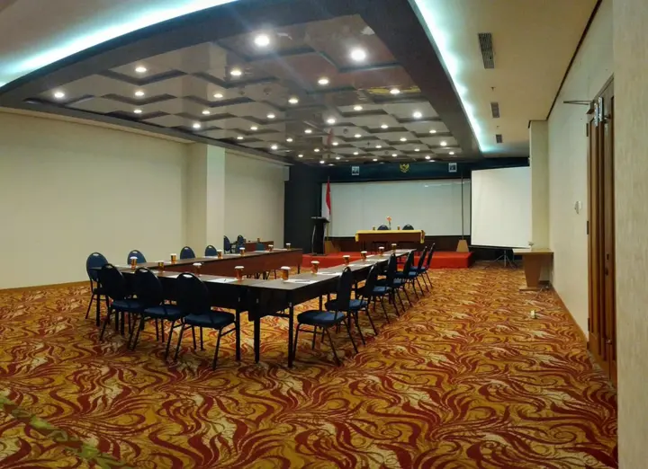 Самаринда: Hotel Selyca Mulia Samarinda