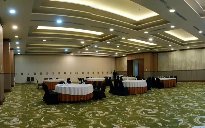 Самаринда: Hotel Selyca Mulia Samarinda
