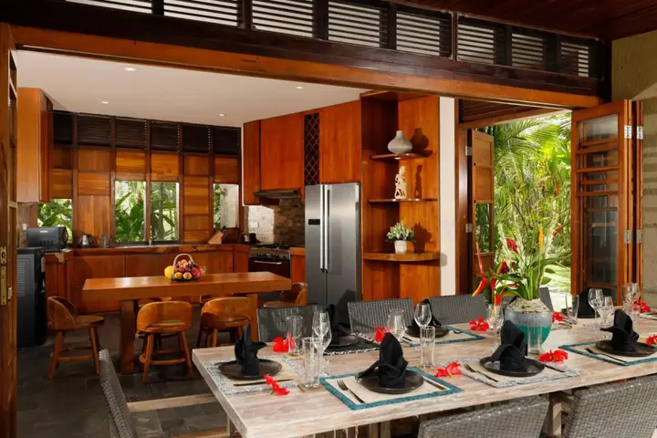 Селемадег: The Cove Bali