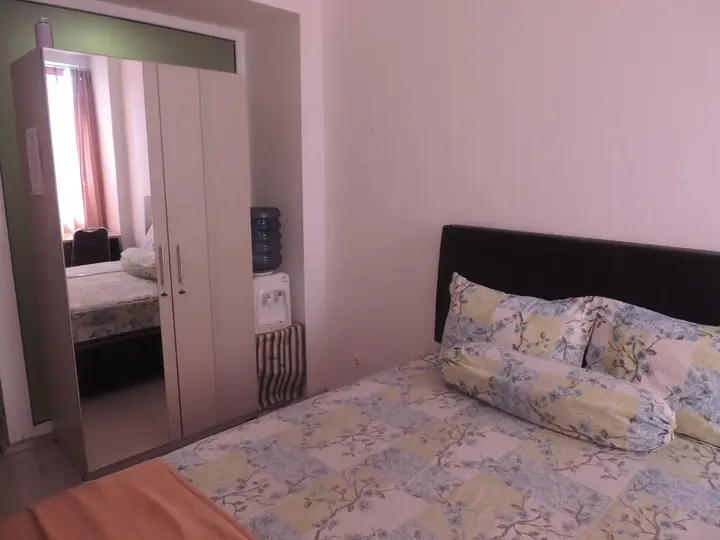 Депок: Studio Room At V Apartment