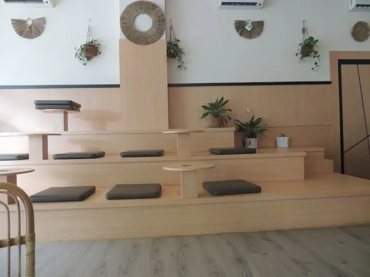 Депок: Studio Room At V Apartment