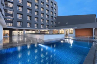 Палембанг: Отель Harper Palembang