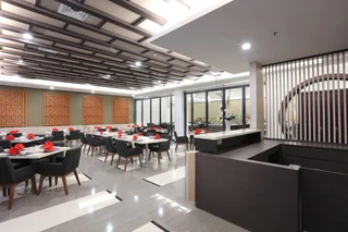 Палембанг: Отель Harper Palembang