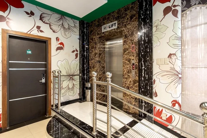 Медан: OYO 711 Salam Residence Syariah