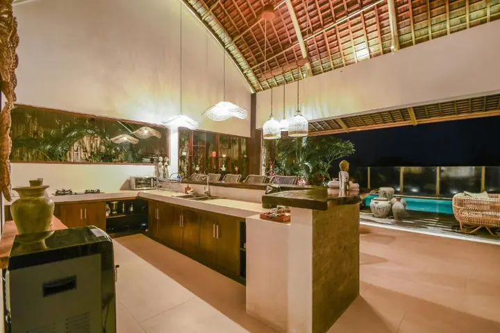 Тегаллаланг: KClub Ubud