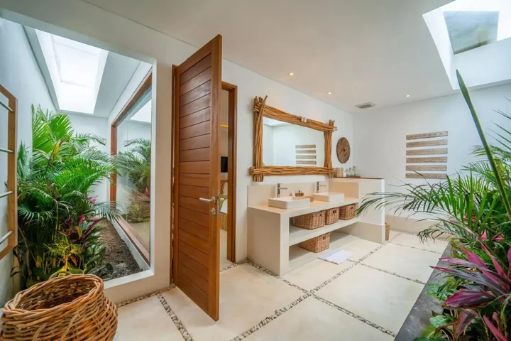 Тегаллаланг: KClub Ubud