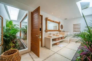 Тегаллаланг: KClub Ubud