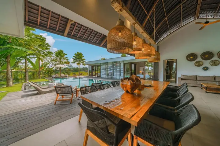 Тегаллаланг: KClub Ubud