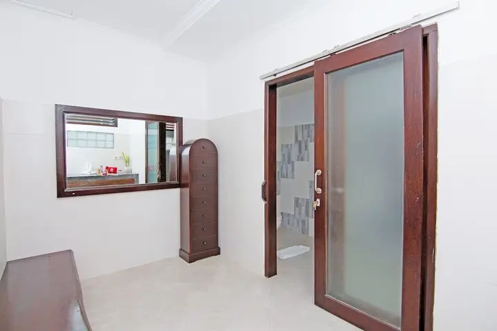 Сукасада: ZEN Premium Lovina Damai Hill Side