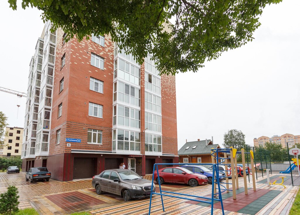 Dve Podushki Na Ul. Respublikanskaya, D. 11, Kv. 11 — фото 1