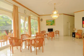 Маланг: OYO 414 Loji Rejo Residence