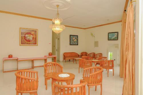 Маланг: OYO 414 Loji Rejo Residence