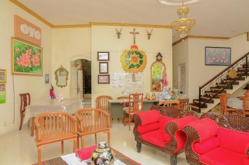 Маланг: OYO 414 Loji Rejo Residence