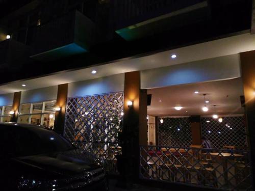 Маланг: Bluebells Express Syariah Hotel