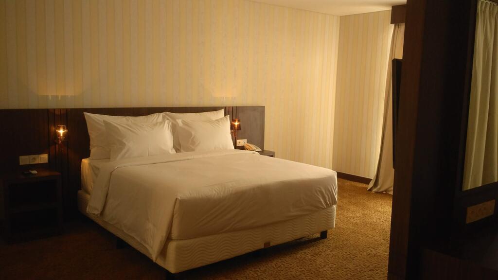 Озеро Тоба: Labersa Hotel & Convention Centre Toba