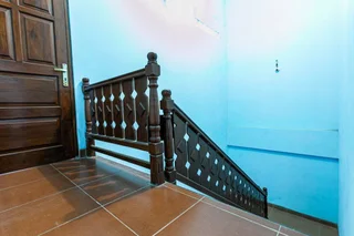 Суракарта: RedDoorz near Puro Mangkunegaran