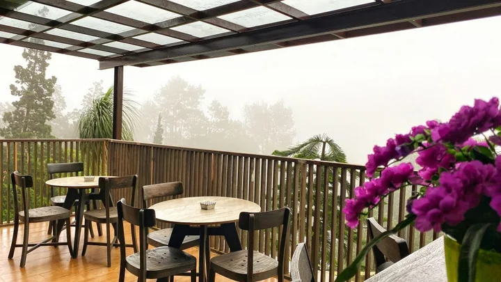 Чипанас: Grand Metro Hotel Puncak