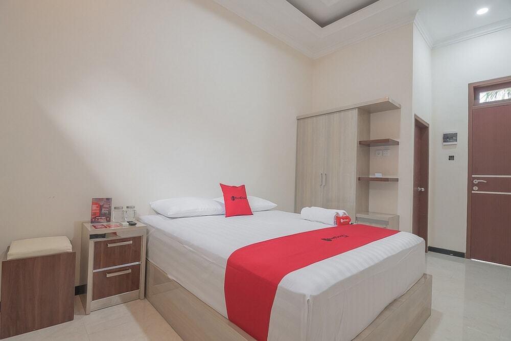 Банджанбару: RedDoorz Syariah near Jalan Panglima Batur Banjarbaru