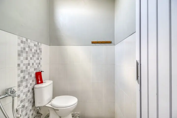 Батуретно: RedDoorz Syariah near Universitas PGRI Yogyakarta