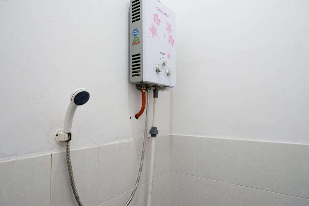 Пакитан: RedDoorz near Teleng Ria Beach