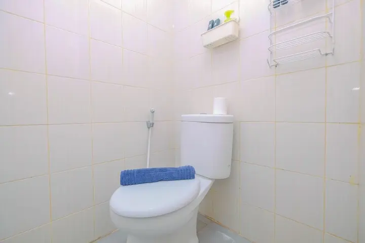 Тангеранг: Simple and Minimalist Studio Apartment at Ayodhya Residences