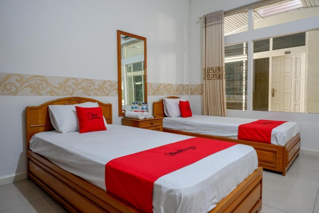 Палу: RedDoorz Plus Syariah at Alam Raya Hotel