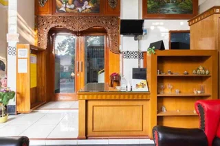Маланг: Homestay Gayatri Sawojajar near Univ. Negeri Malang Kampus 2 RedPartner