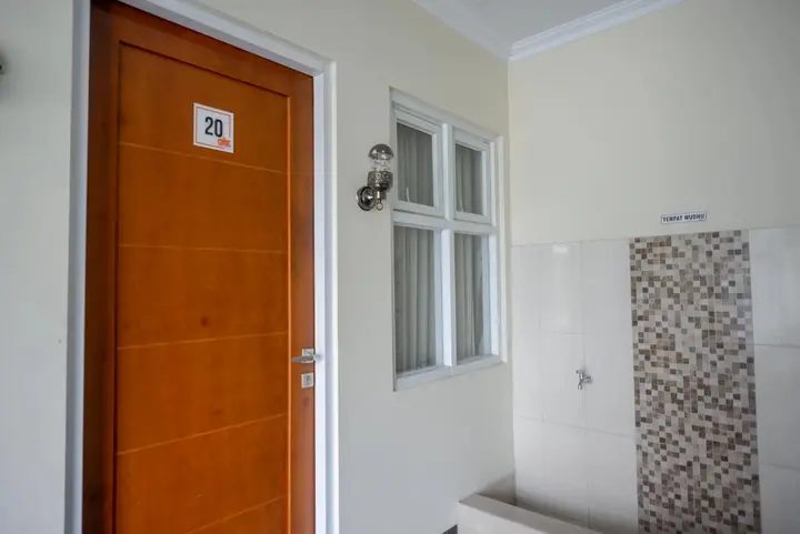 Депок: Urbanview Hotel Syariah Casa Azmya Yogyakarta