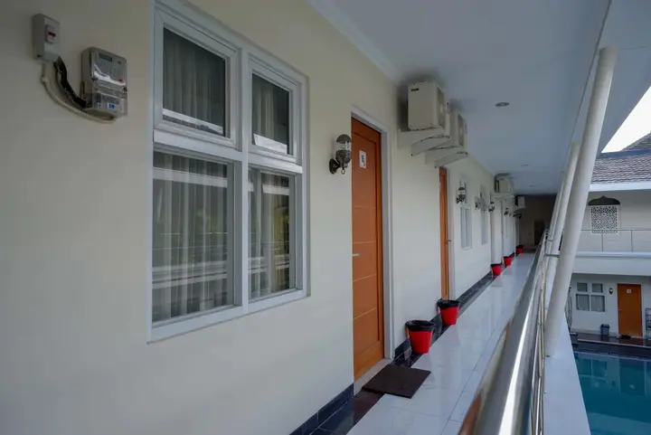 Депок: Urbanview Hotel Syariah Casa Azmya Yogyakarta