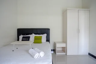 Депок: Urbanview Hotel Syariah Casa Azmya Yogyakarta