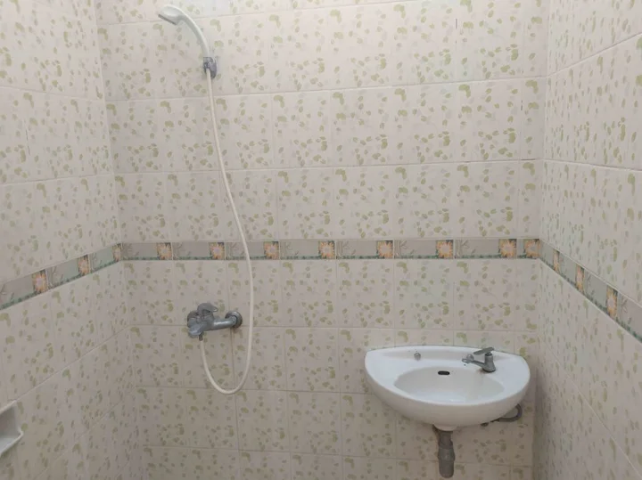 Суракарта: D'Yolland Guesthouse