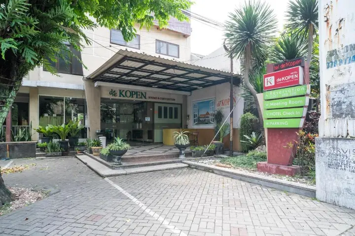 Маланг: Urbanview Hotel de Kopen Malang by RedDoorz