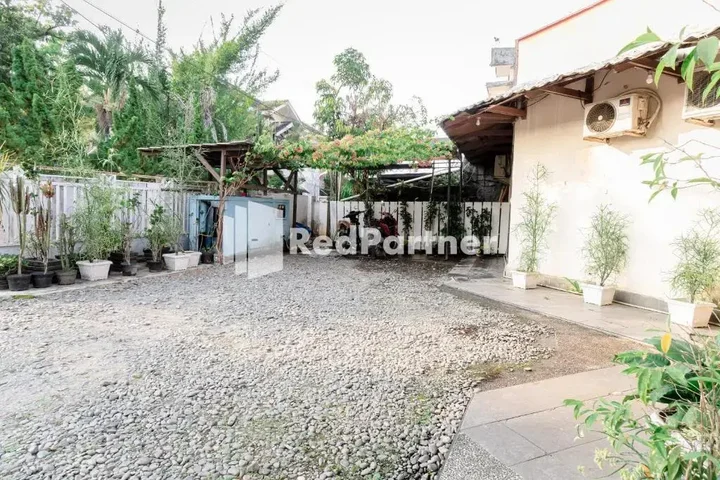 Медан: Reddoorz Plus @ Jl Kh Wahid Hasyim Medan