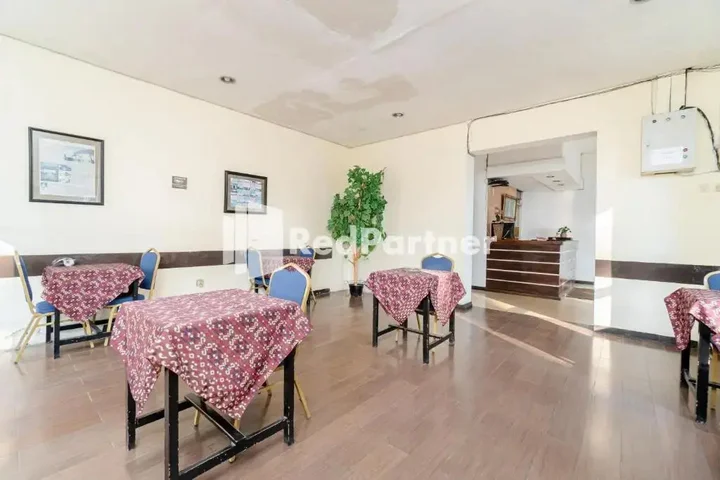 Медан: Reddoorz Plus @ Jl Kh Wahid Hasyim Medan