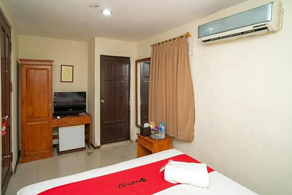 Банджармасин: RedDoorz Near Taman Bekantan Banjarmasin