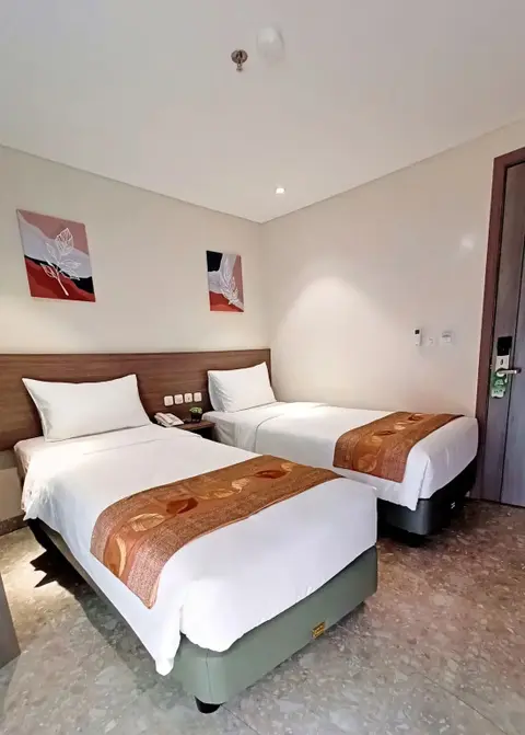 Манадо: Lun Hotel Manado