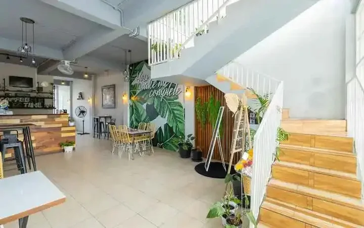 Маланг: RedDoorz Plus near Malang Airport