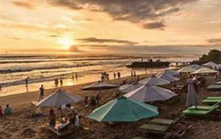 Кута: Grand Blue Villa Seminyak