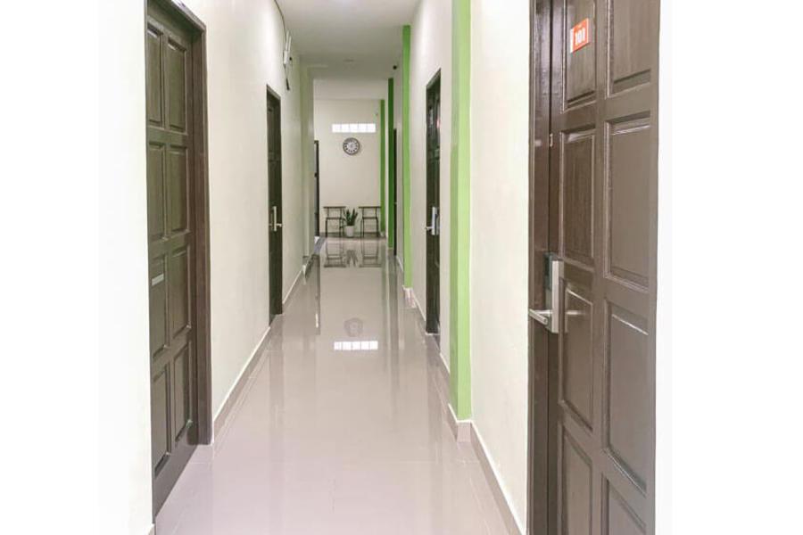 Понтианак: RedDoorz Syariah At Kotabaru M Yamin Street Pontianak