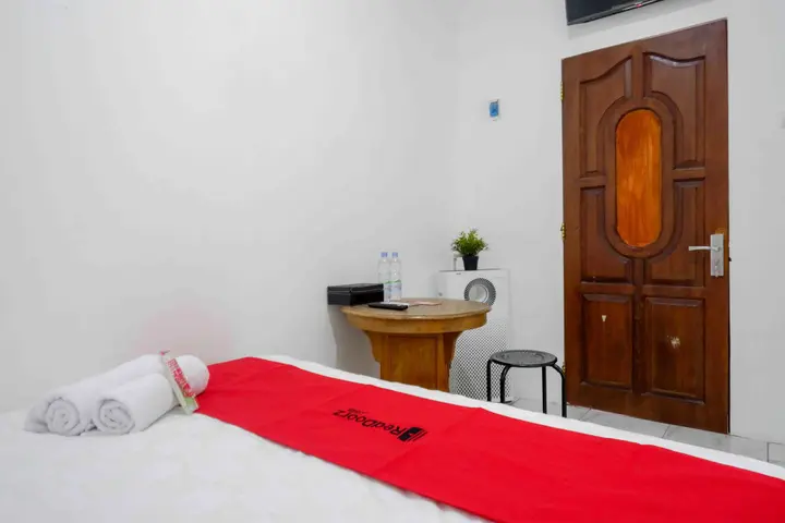 Семаранг: RedDoorz near GOR Jatidiri Semarang