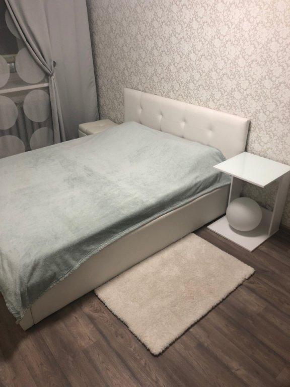 Калуга: Квартира Двухкомнатная Квартира на Октябрьской 13