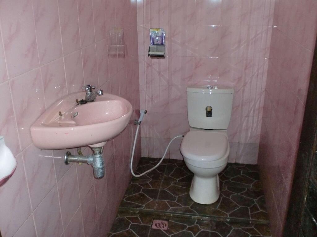 Батурити: Pelangi Homestay RedPartner