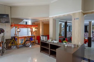 Батуретно: RedDoorz Syariah near Museum Wayang Kekayon