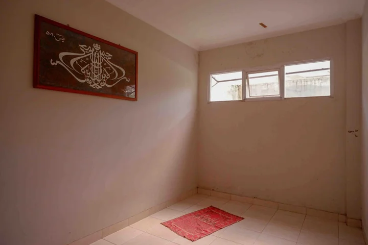 Батуретно: RedDoorz Syariah near Museum Wayang Kekayon