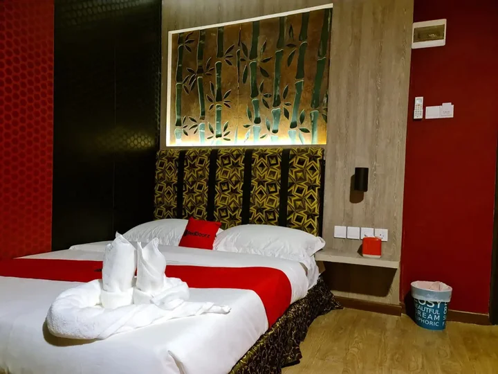 Батам: RedDoorz Plus near Nagoya Hill Batam 6
