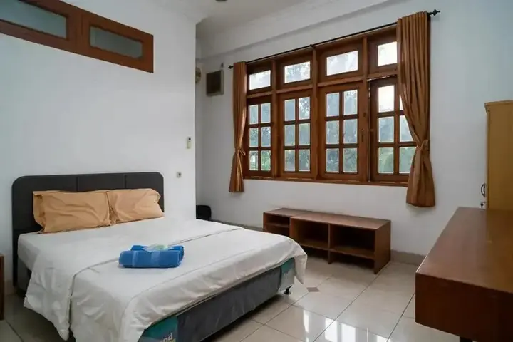 Южный Тангеранг: Puri Saras Bintaro Syariah