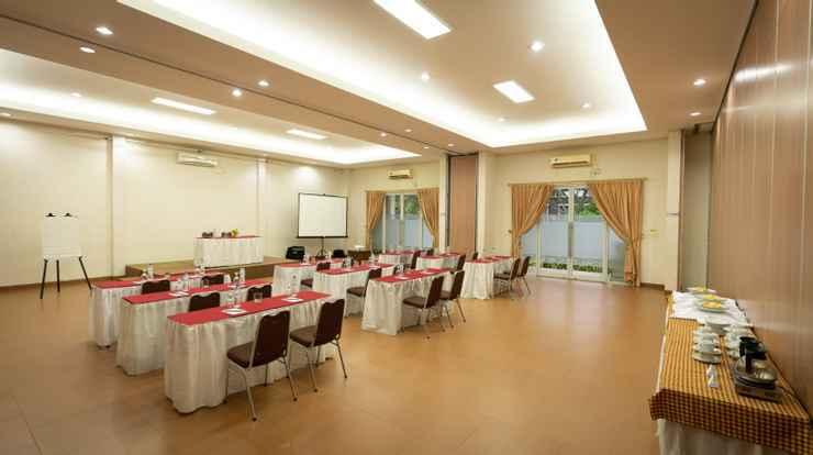 Читарингул: Nite and Day MDC Puncak-Gadog